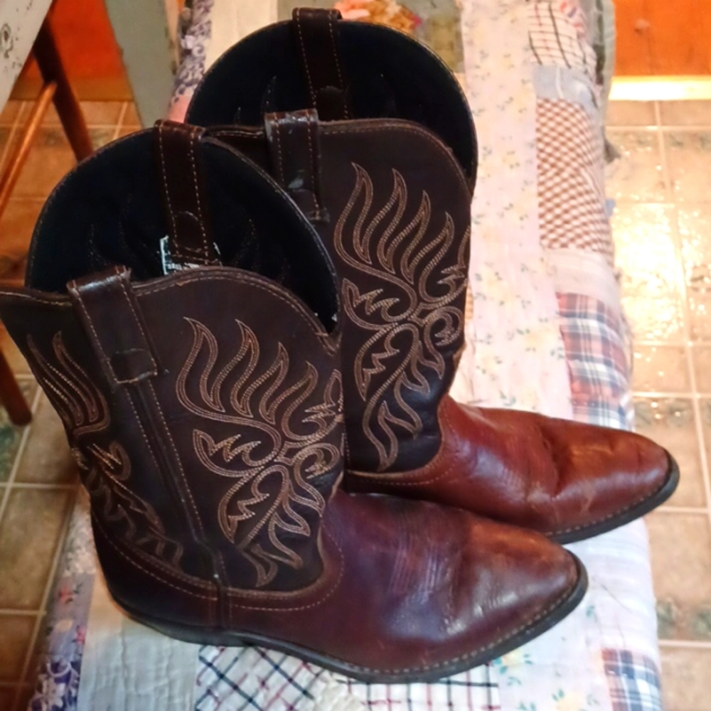 Laredo 7 medium women's boots